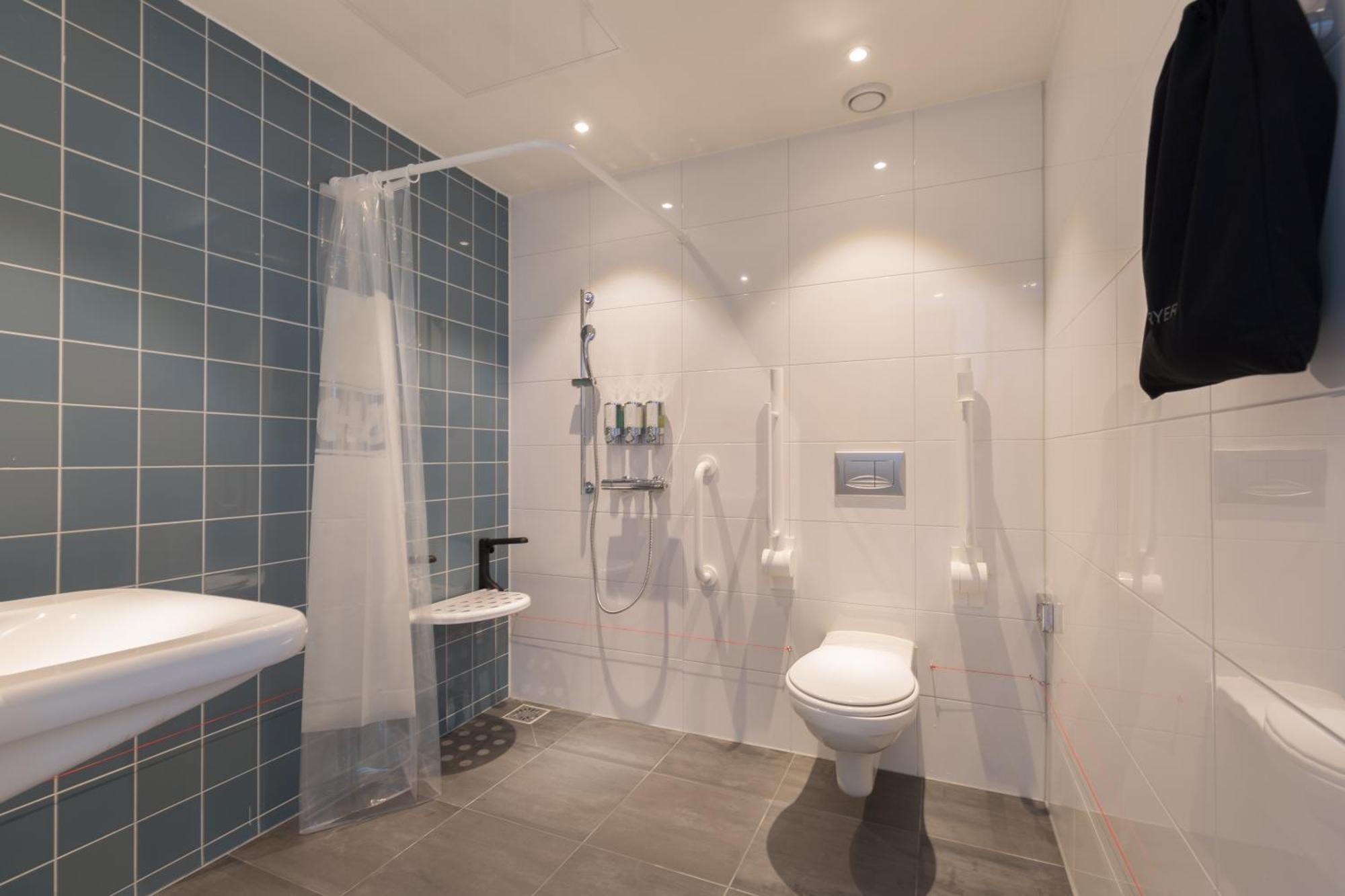 Hampton By Hilton Station Hotel